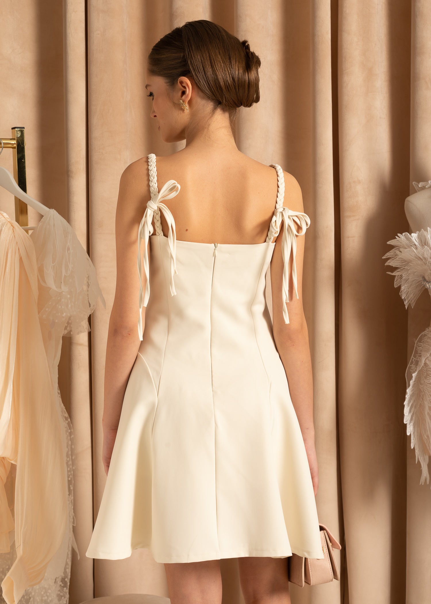 Elegant Mini Dress With Braided Straps - Ivoire