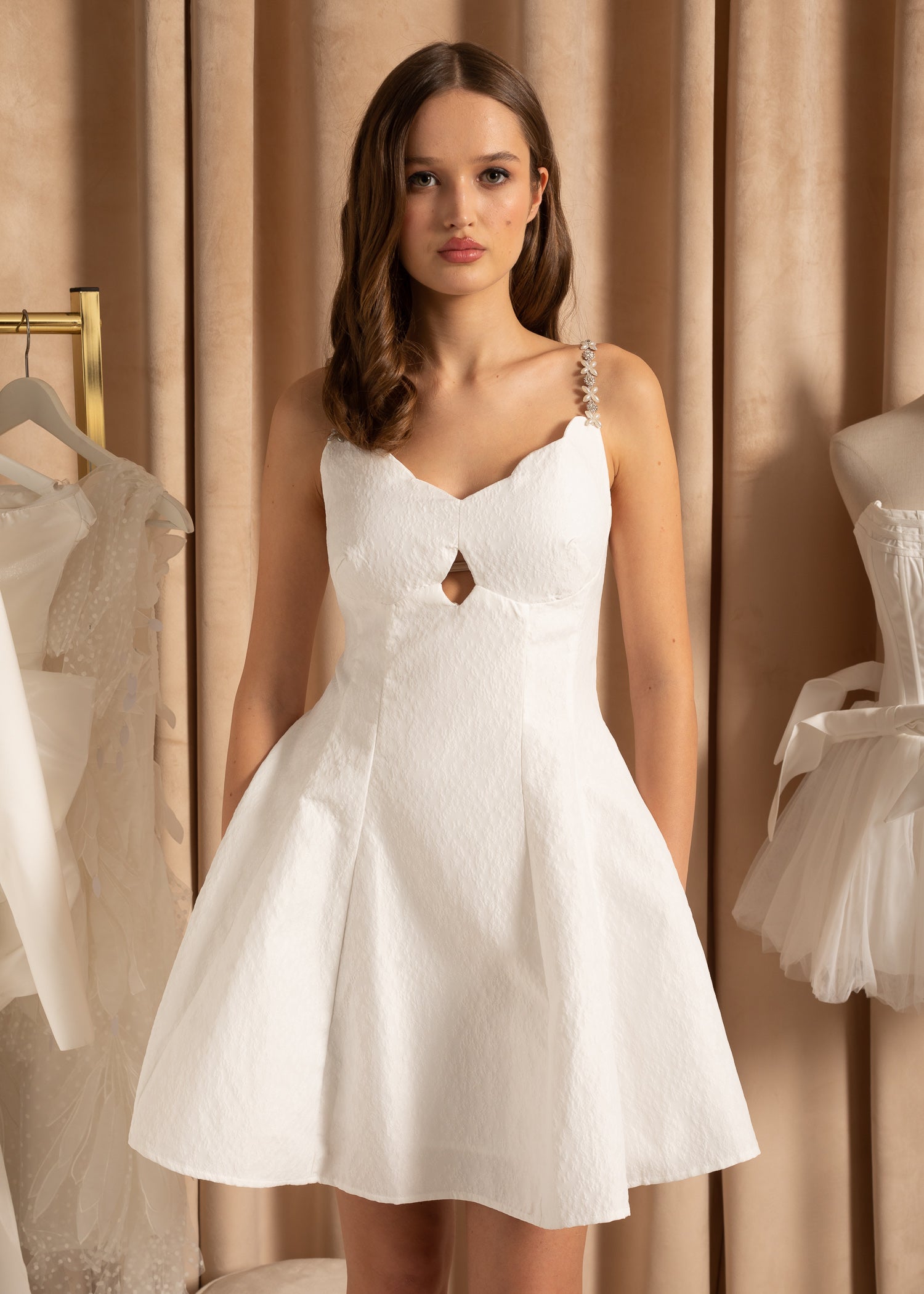 Elegant Mini Dress With Front Keyhole Cutout - White